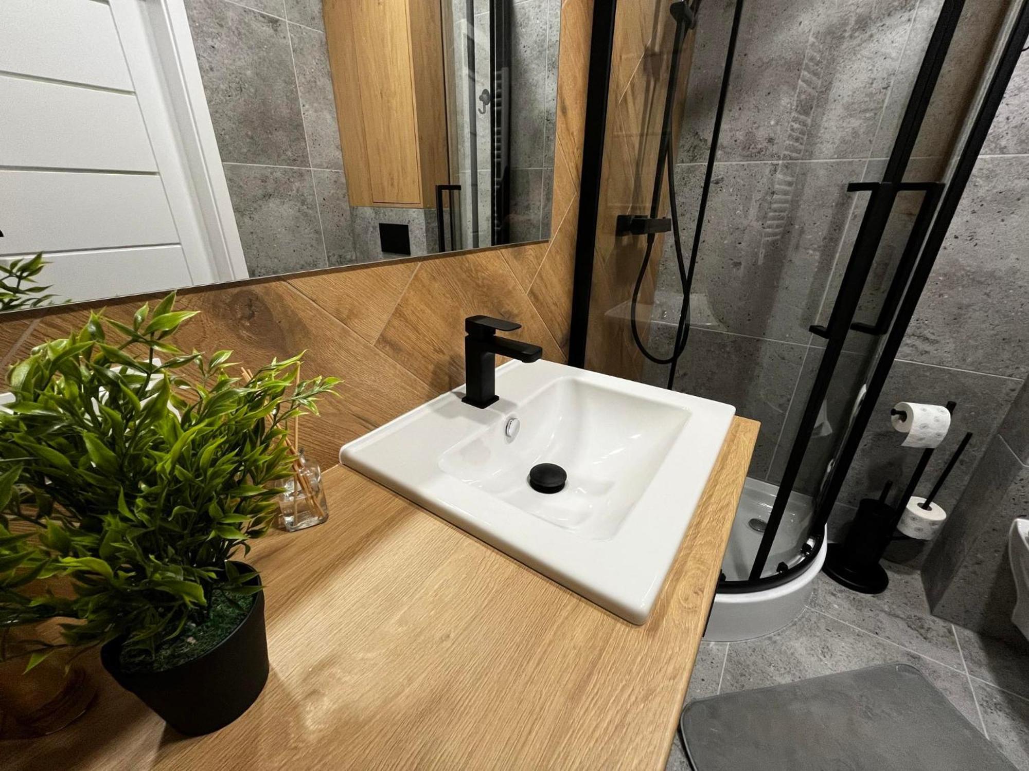 Golden Premium Apartment Slowackiego, Centrum, Parking Kielce Zewnętrze zdjęcie